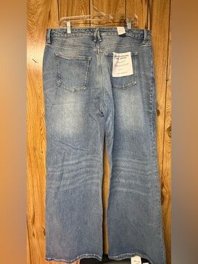 NWT good American good ease jeans size 12